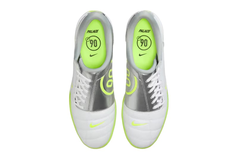 パレスxナイキ 初コラボ トータル 90の公式ビジュアルをチェック