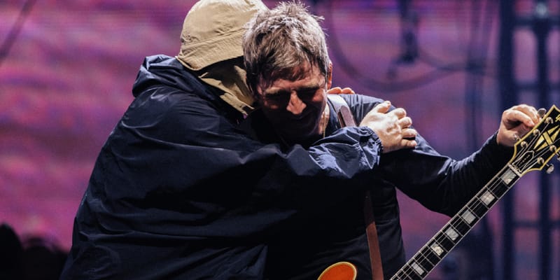 tw-oasis-live-25-tokyo-japan-