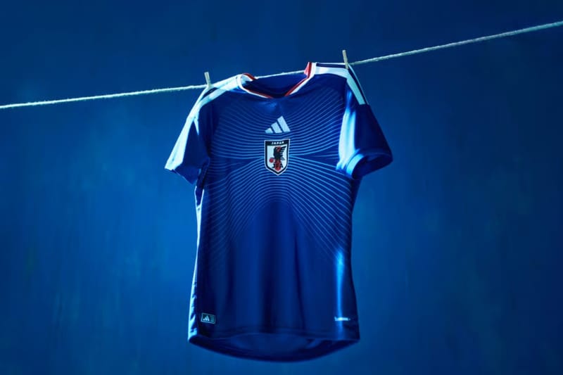 アディダスがサッカー日本代表2026年ホームユニフォームを発表