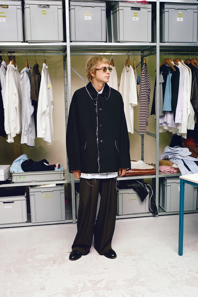 カミエル フォートヘンスとグラフペーパーによるカプセルコレクション