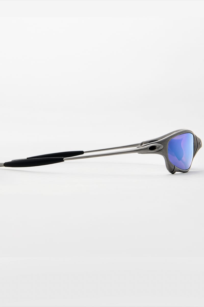 トラヴィス・スコットxオークリー限定コラボアイウェアが公開