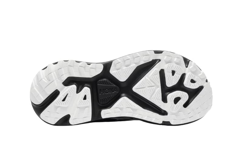 ドーバーストリートマーケット限定 ホカ スティンソンワン7+が登場