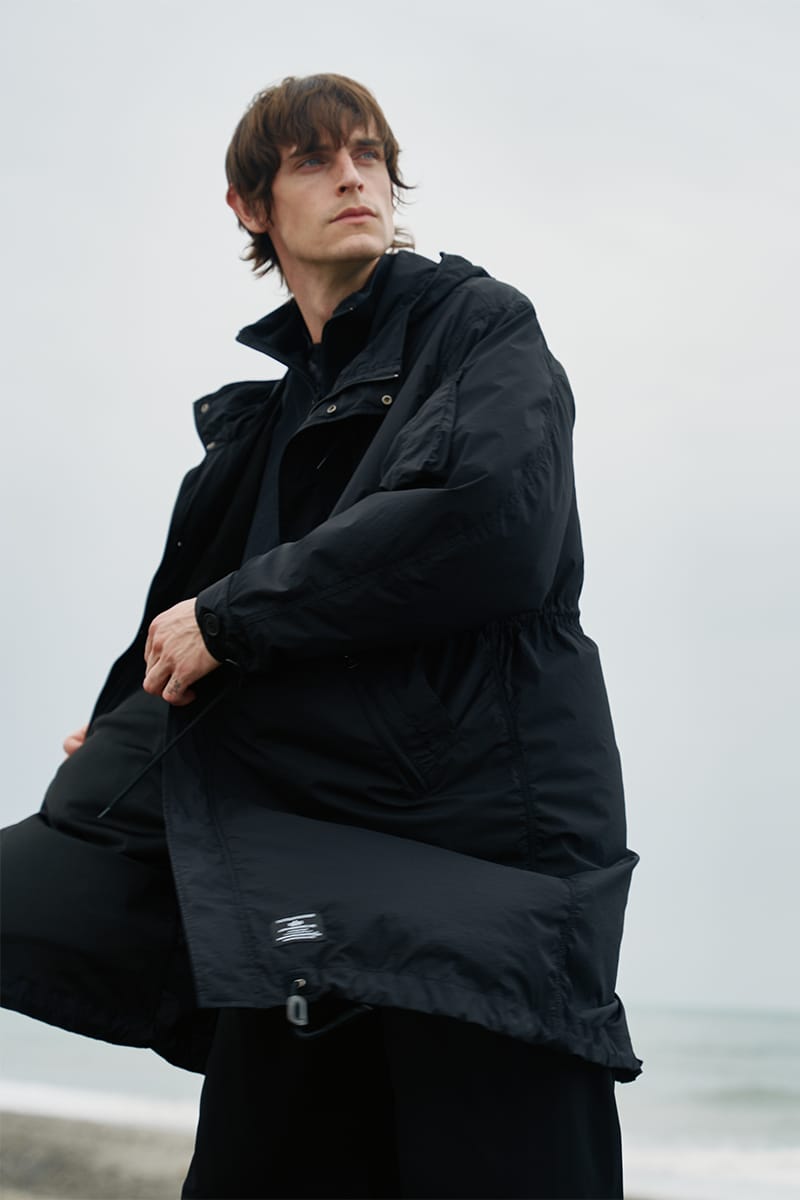 ホワイトマウンテニアリングxアルファインダストリーズによる