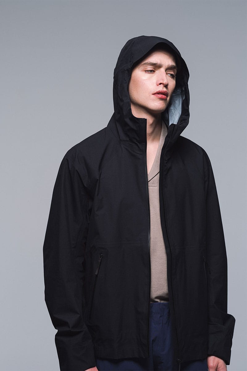 最新 GORE-TEX アウターを揃えた ARC'TERYX VEILANCE の2026年春夏