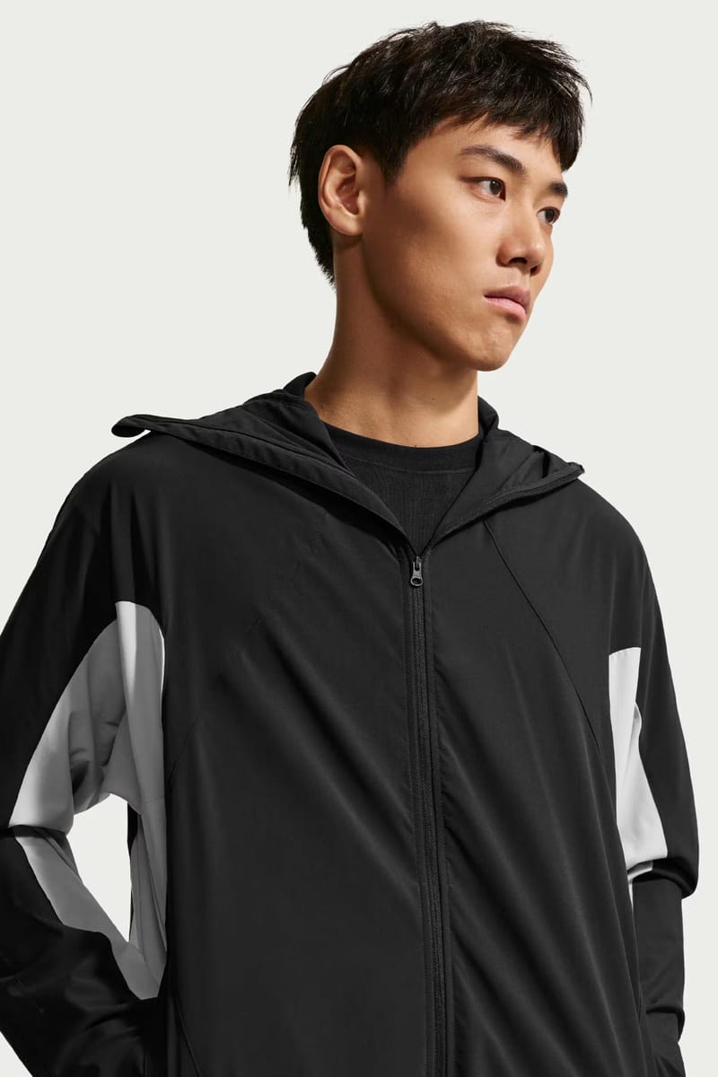 NIKE シールドテックジャケット ナイキテック ヘリオスにフェイスシールド一体型シェルジャケット登場