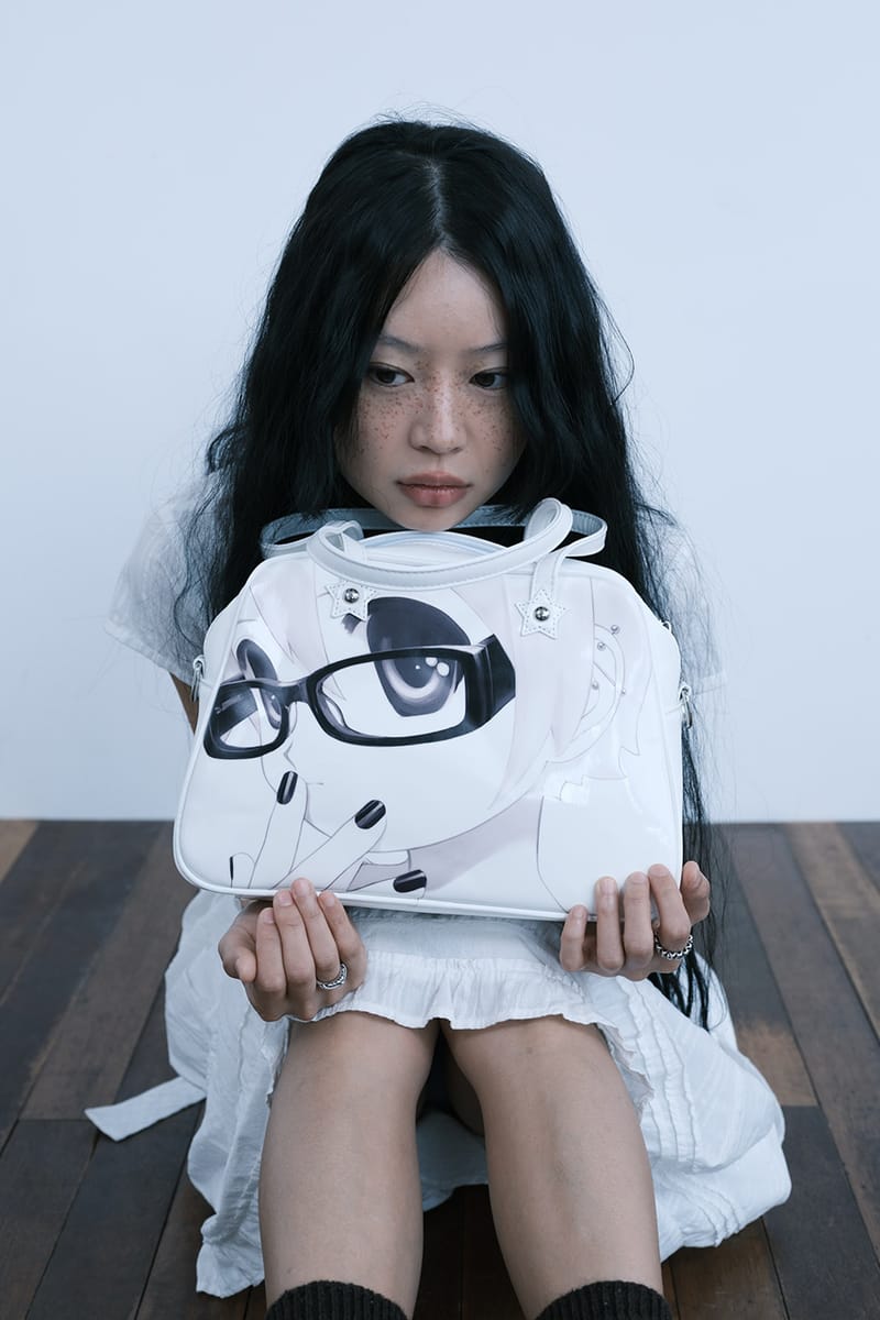 yumin ha Doll Bag バッグ ホワイト Doll Bag – Yumin Ha