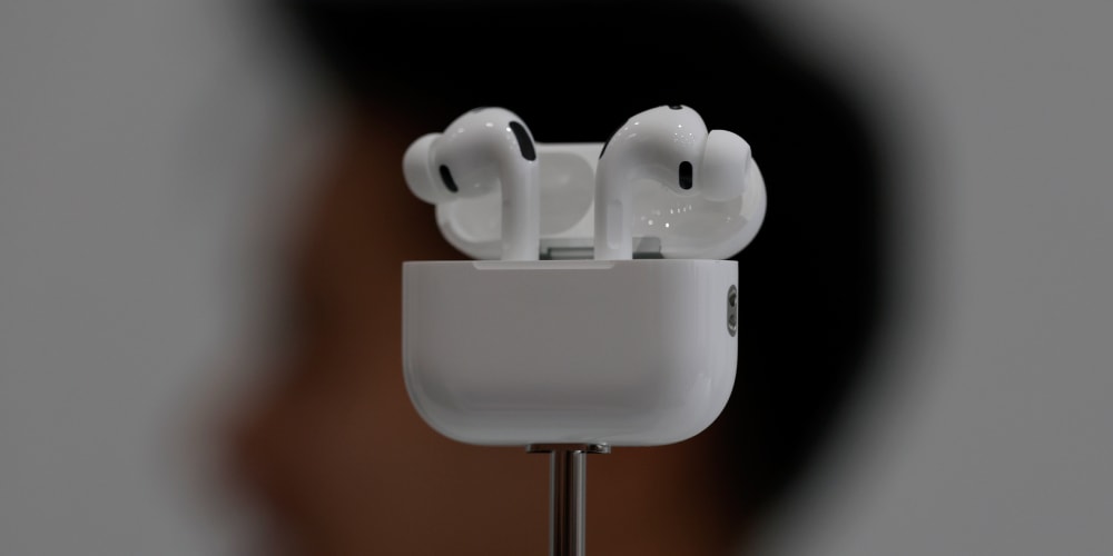 Apple AirPods Pro 4: Balitang magkakaroon ng infrared cameras sa bawat ...