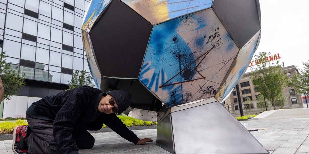 “Art of the Game” World Cup Sculpture Project sa New York | Hypebeast