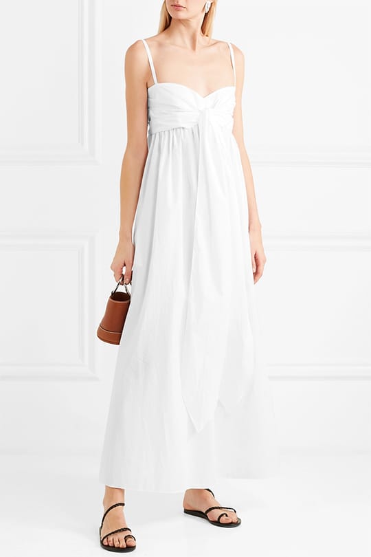 氣質是這樣穿出來的！這20 條超美的小白裙，就是你期待春天的理由