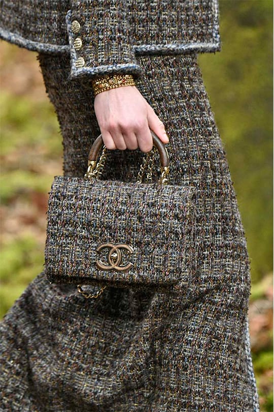 【冬の装いに気品を添える♪】CHANEL 手袋 Chanel 25小号手袋, 羊毛斜纹软呢与金色金属, 乳白、卡其色