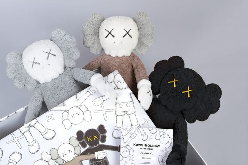 KAWS：HOLIDAY figure ［Hong Kong］ KAWS : HOLIDAY TAIPEI FIGURE – CONCEPTSTOREHK