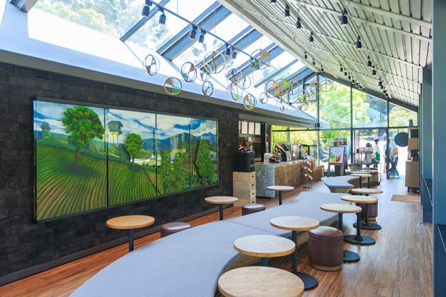 盤點全台特殊星巴克門市!沒想過 Starbucks 也能在海邊、古蹟、山林中玻璃屋吧! - POPBEE