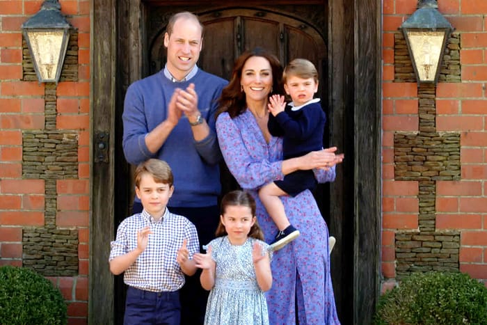 Kate Middleton 再度展現「平價時尚」！這條 ASOS 連身裙瞬間被網民搶光！