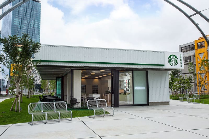 Starbucks x fragment design 日本限定店開幕，黑魂保溫瓶系列引話題