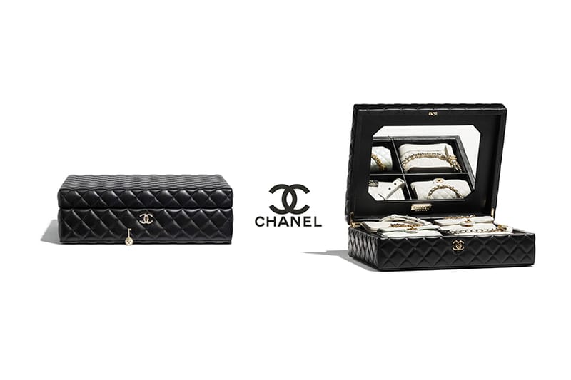 Chanel box with online 4 bags