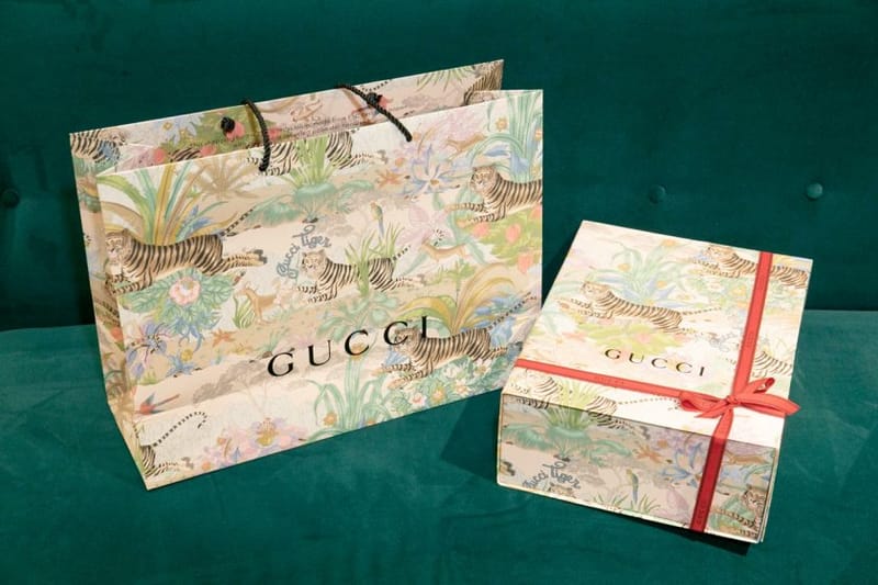 Gucci 老虎年：換上系列限定版衣標，還有可愛的特別版禮盒、紙袋