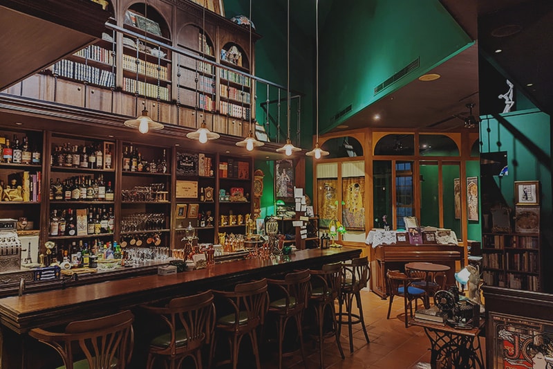 走進大稻埕古董酒吧 Antique Bar 1900,穿越時空來到歐洲美好年代 - POPBEE