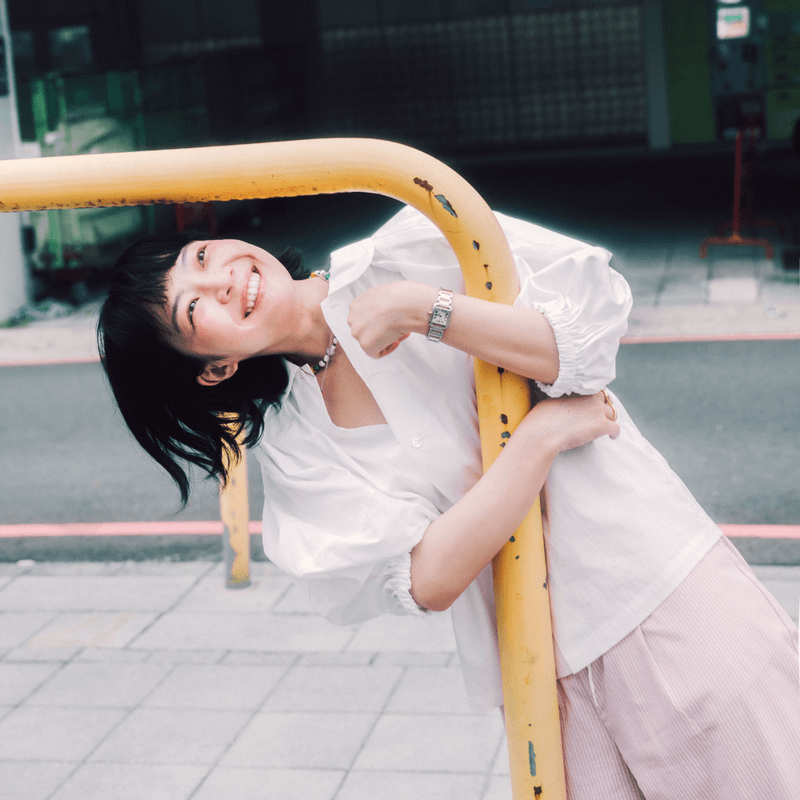 meg lu popbee girls streetsnap what's in bag tokyo shopping beauty tips interview