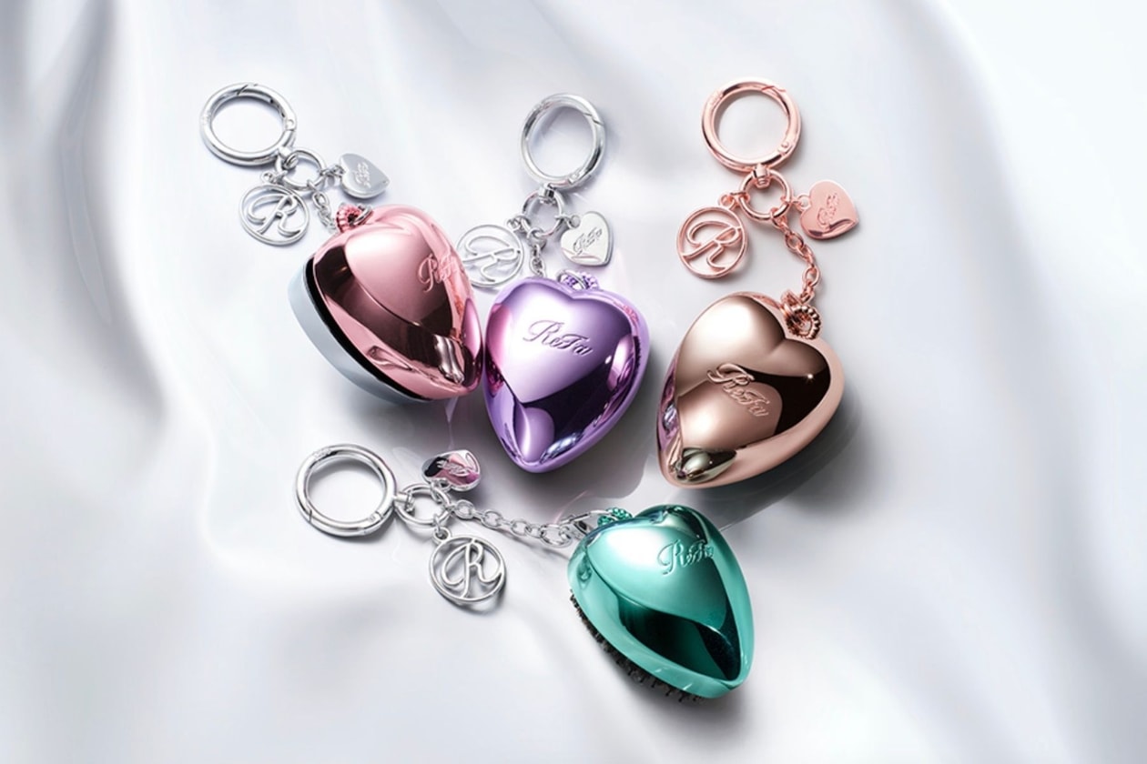 ReFa HEART BRUSH charm 顏色、售價、開賣日期：愛心梳吊飾玫瑰金與 3 款新色 - POPBEE