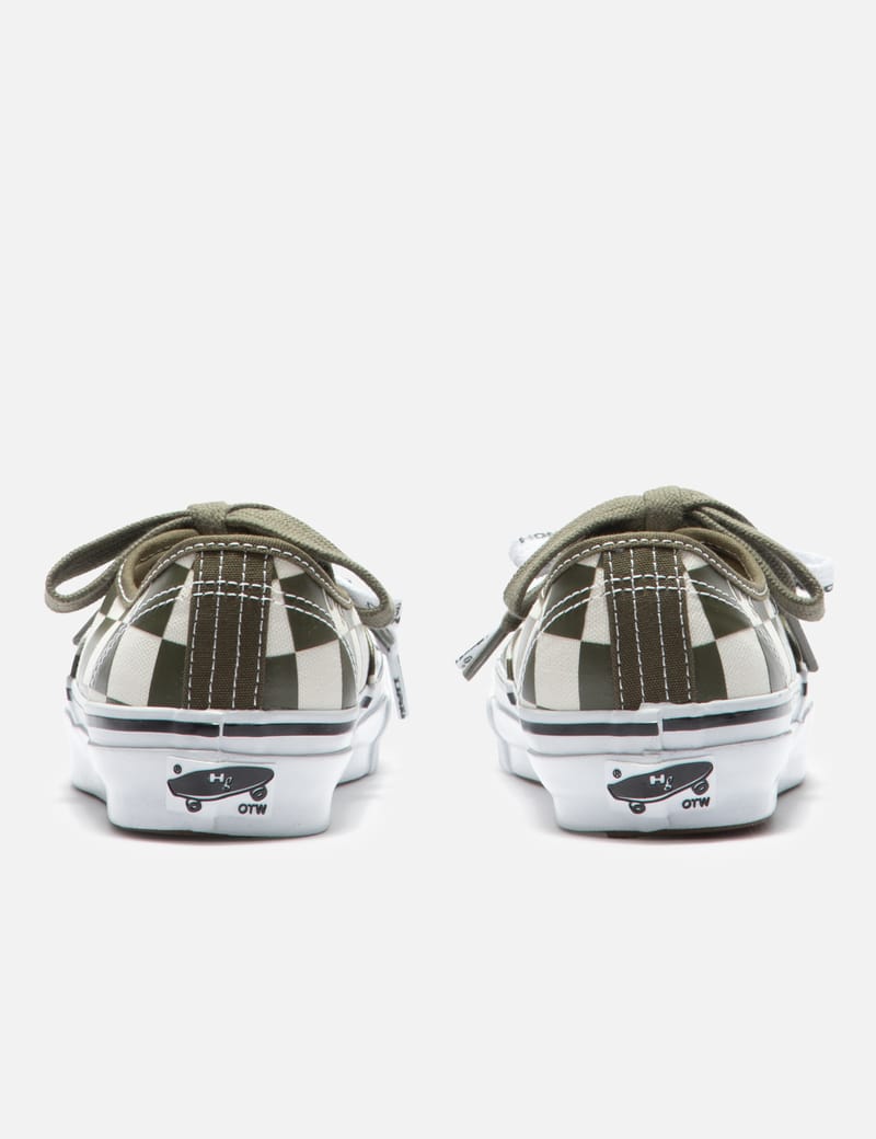 Homme Girls × OTW by Vans Authentic 44 OTW by Vans X HommeGirls Authentic 44 in Checkerboard