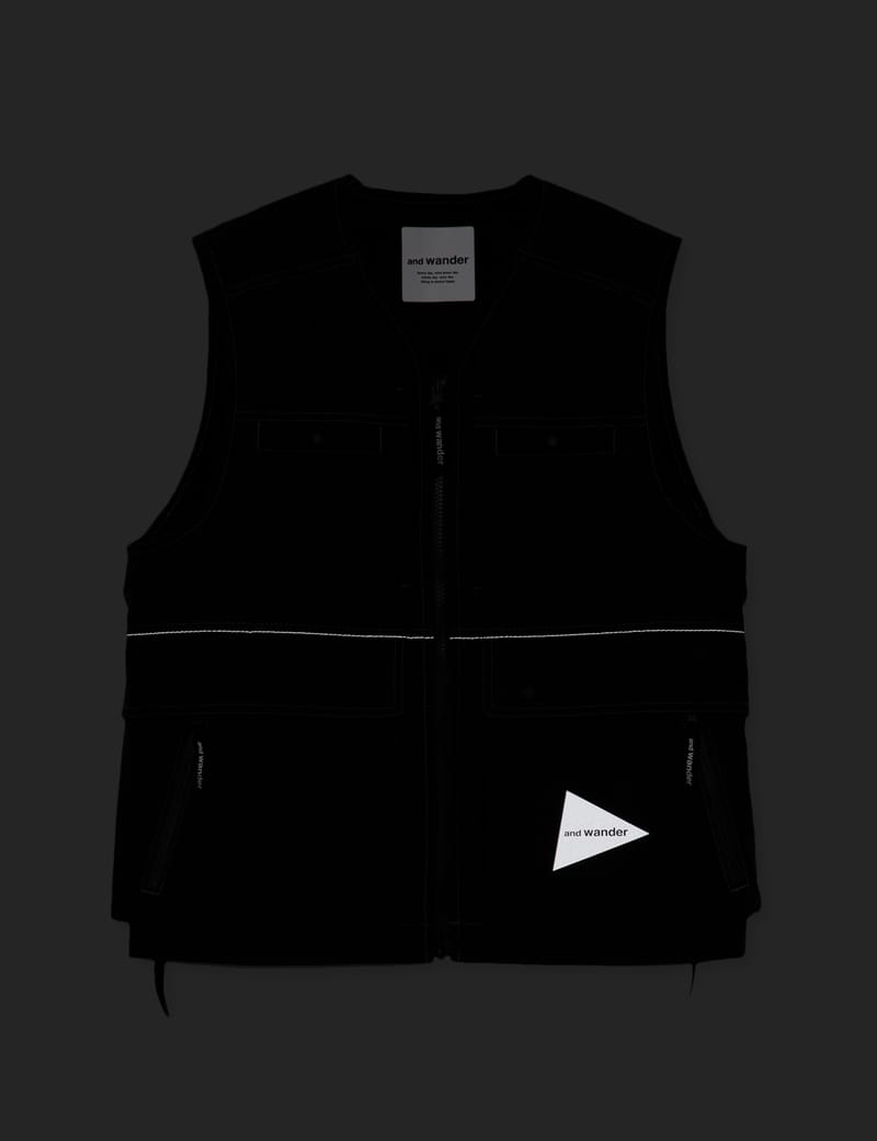 アンドワンダー フィールド ベスト and wander field vest