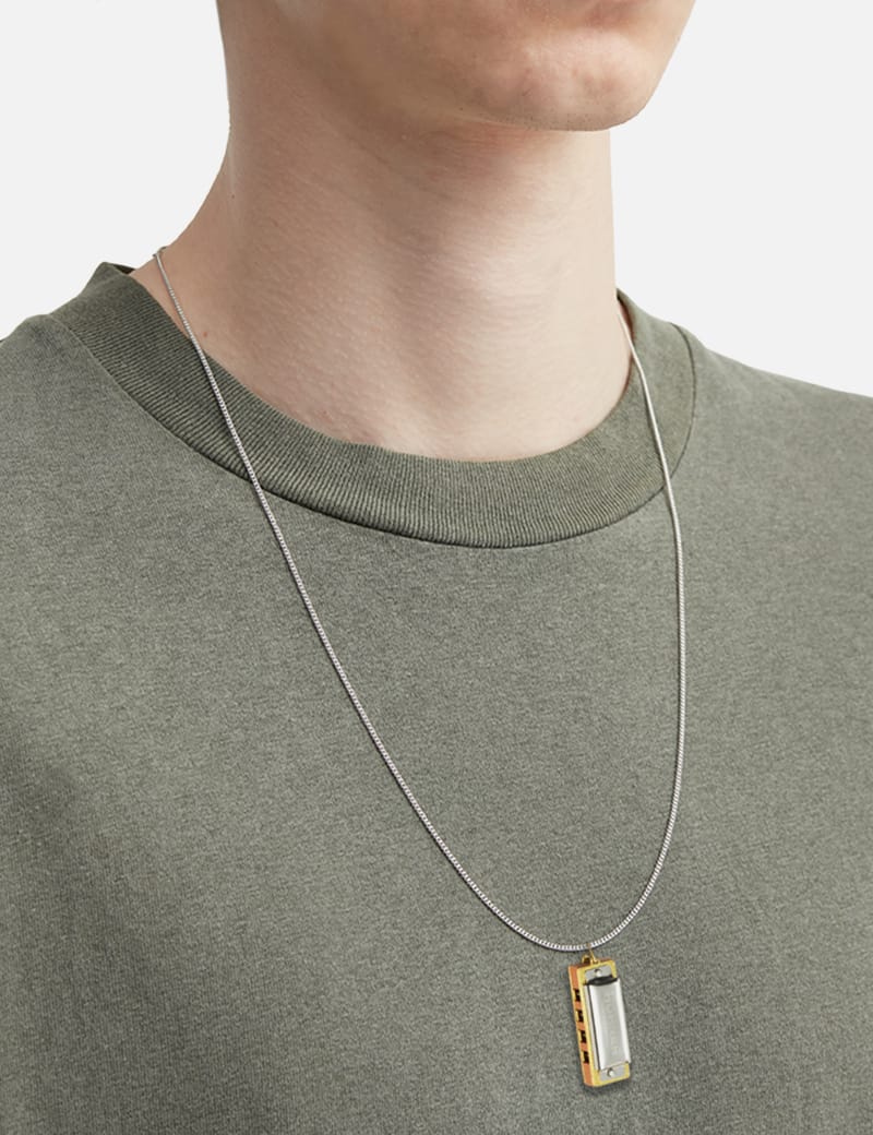 Lemaire Acme Whistle Necklace - 銀色黃銅哨子吊墜配皮革頸帶，低調