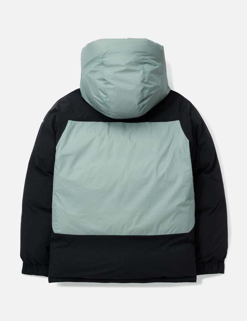 F.C. Real Bristol Field Down Parka - Sage nylon down parka with