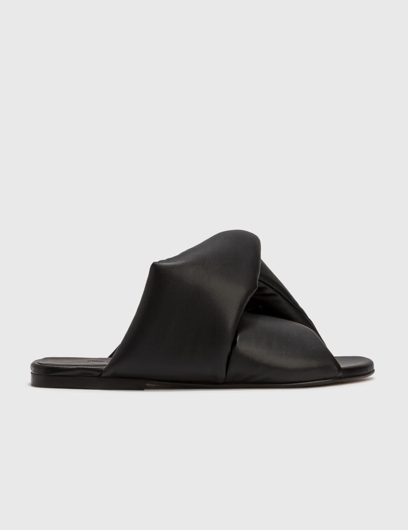 サンダル・ミュール JW ANDERSON Women Sandals ANW39026A16140999 Black JW Anderson Chain Twist 80mm Sandals | Black | FARFETCH