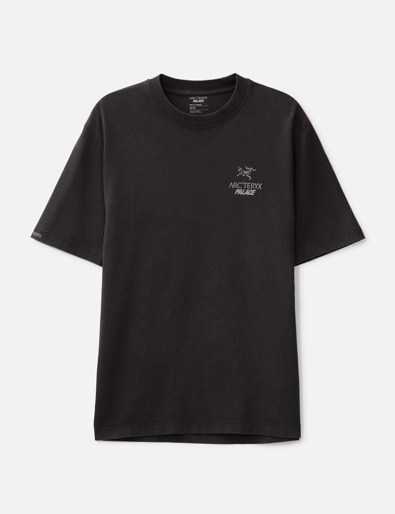 PALACE Arc'teryx T-Shirt - Used grey tee with shoulder stain