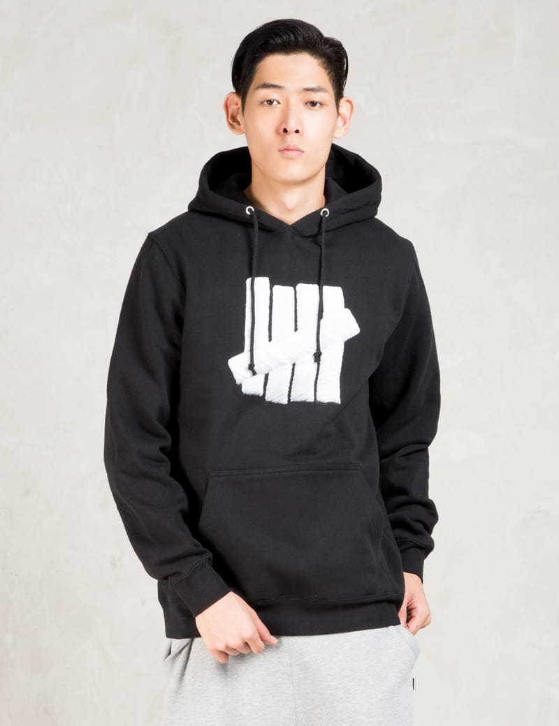 Undefeated on sale hoodie black