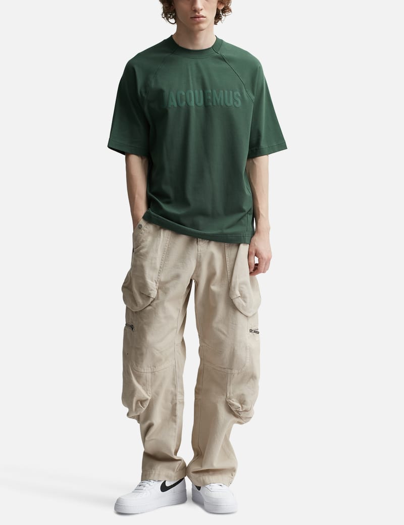 【関税込み】JACQUEMUS グリーン Le t-shirt Typo Tシャツ Jacquemus Green 'Le T-Shirt Typo' T-Shirt Jacquemus