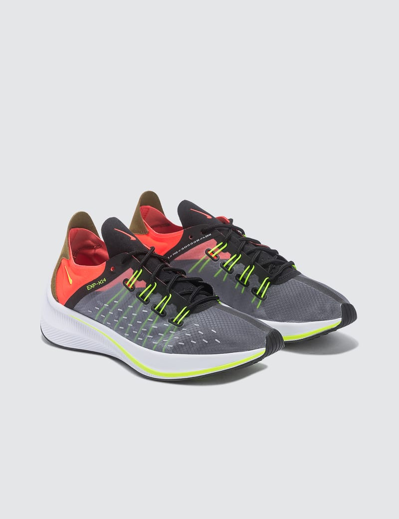 Nike future sale fast racer trainers