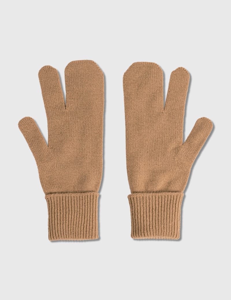 Maison Margiela - Tabi Gloves | HBX - Globally Curated
