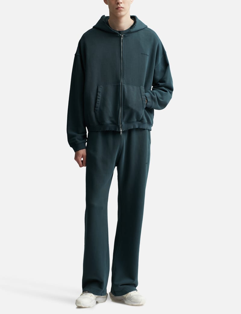 Hypebeast - GARMENT DYED LOGO ZIP-UP HOODIE | HBX