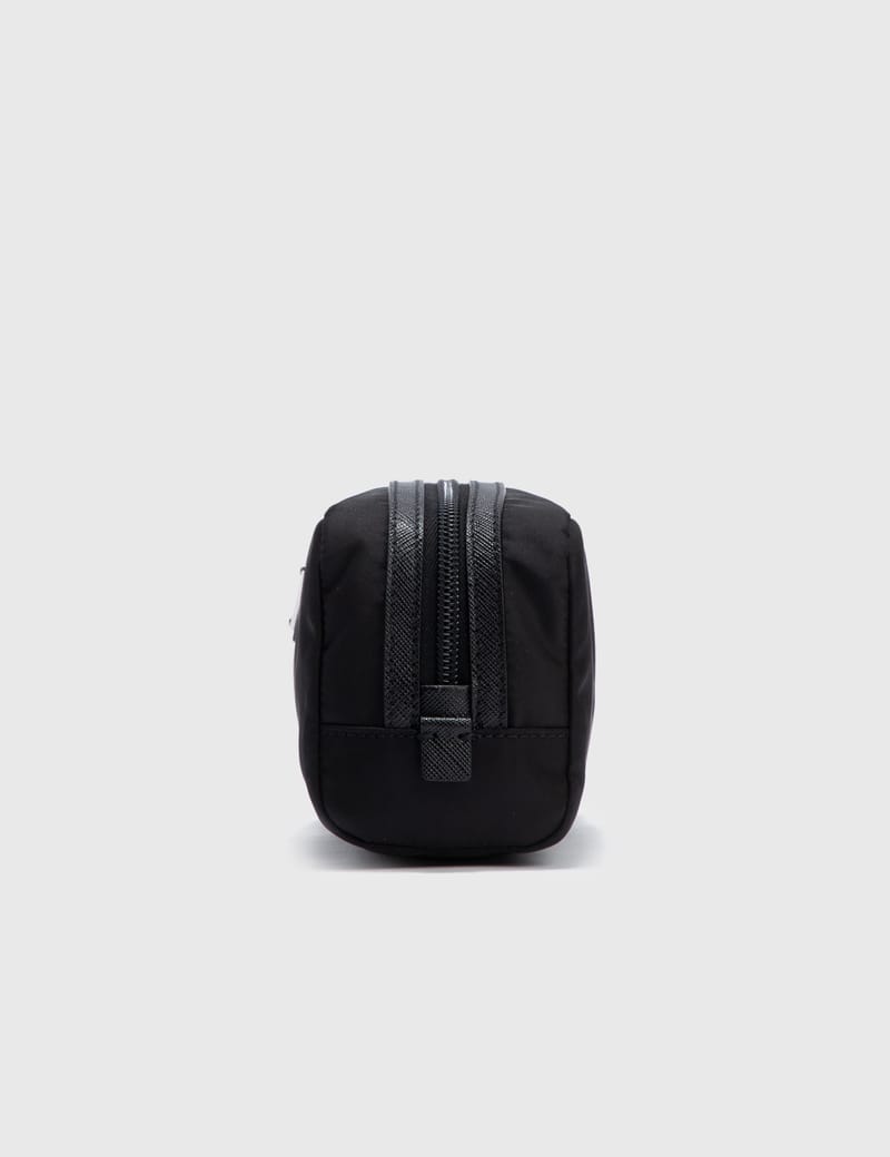 Prada - Re-nylon＆サフィアーノレザー トイレトリー バッグ