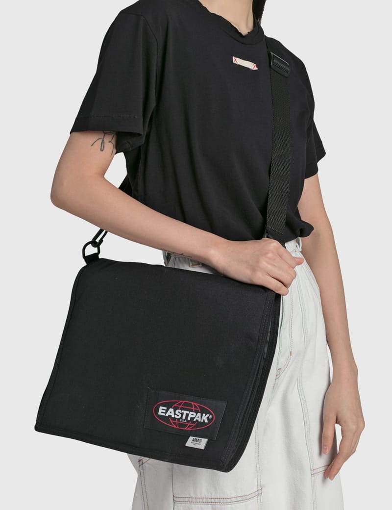 MM6 X EASTPAK クルー XL ショルダーバッグ-