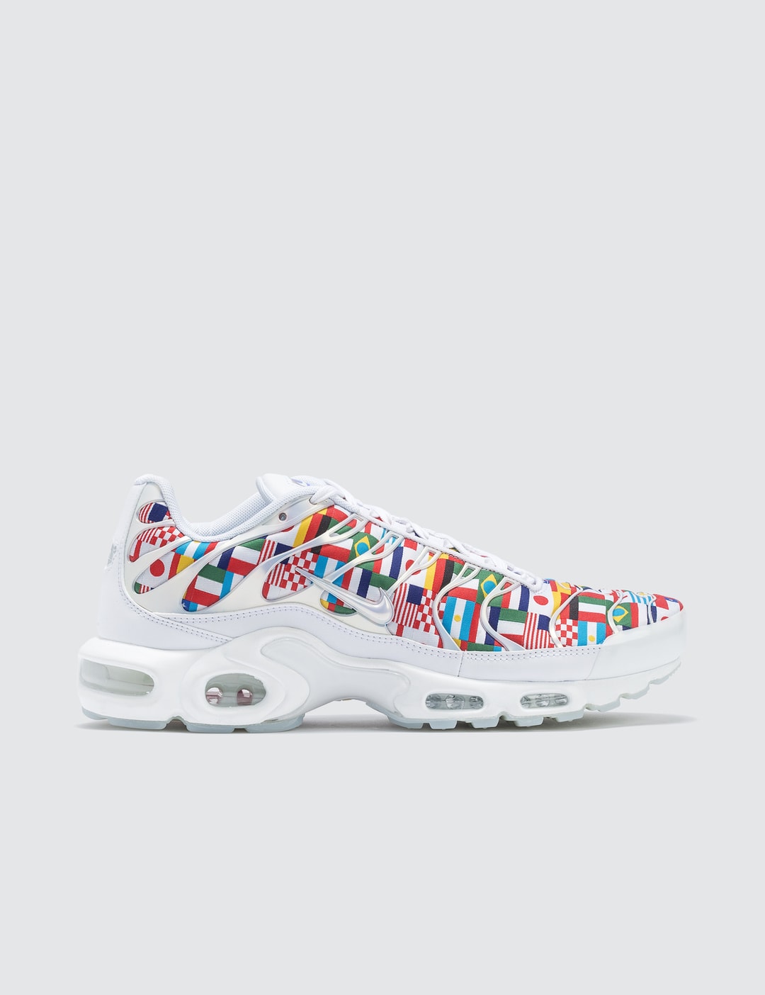 Nike - Air Max Plus Nic QS | HBX - Globally Curated Fashion and Lifestyle by Hypebeast
