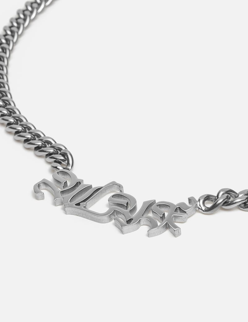 【1017 ALYX 9SM】カリグラフィー ロゴ ネックレス 1017 ALYX 9SM - カリグラフィー ロゴ ネックレス | HBX