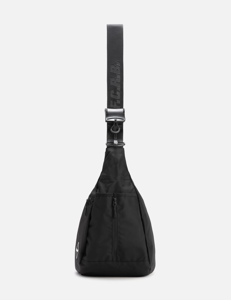 F.C. Real Bristol Tour Shoulder Bag - 防潑水大容量斜孭袋，設多個