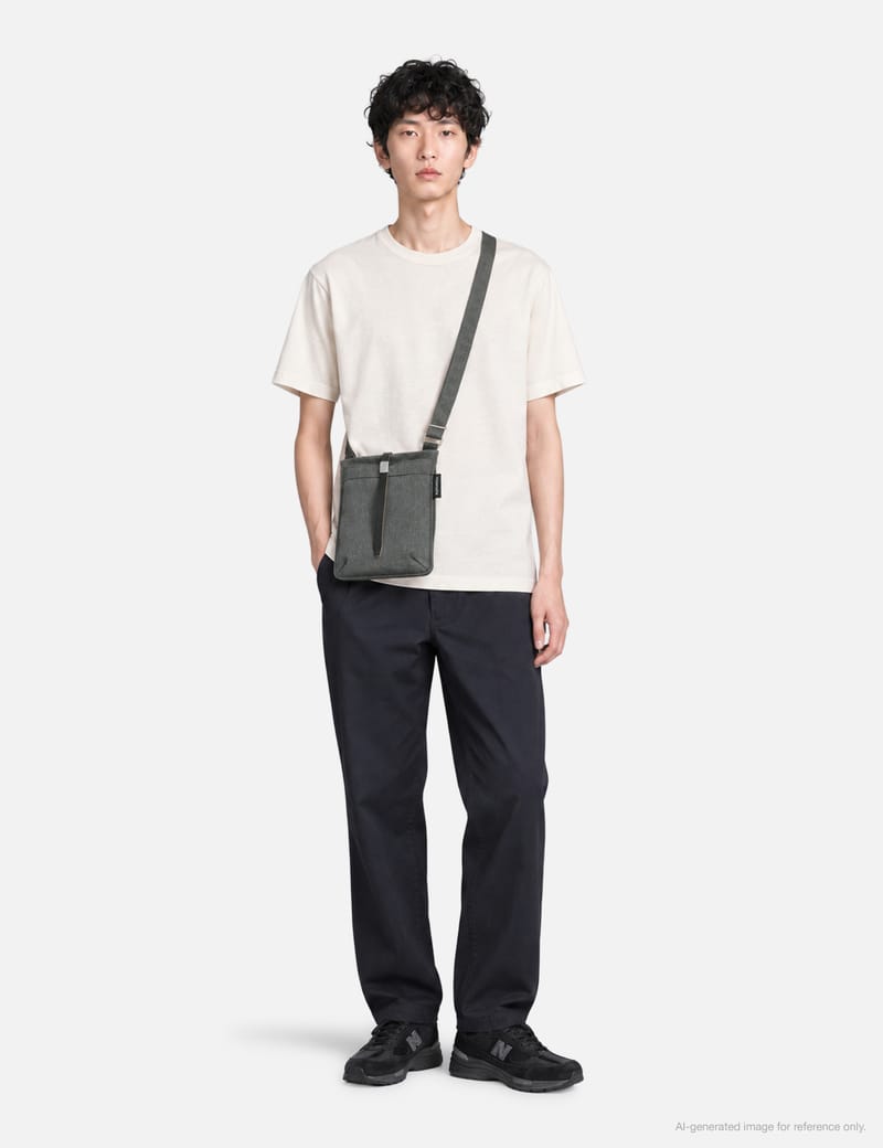 Nanamica Day Pack - コーデュラ素材と機能的な収納を備えた万能