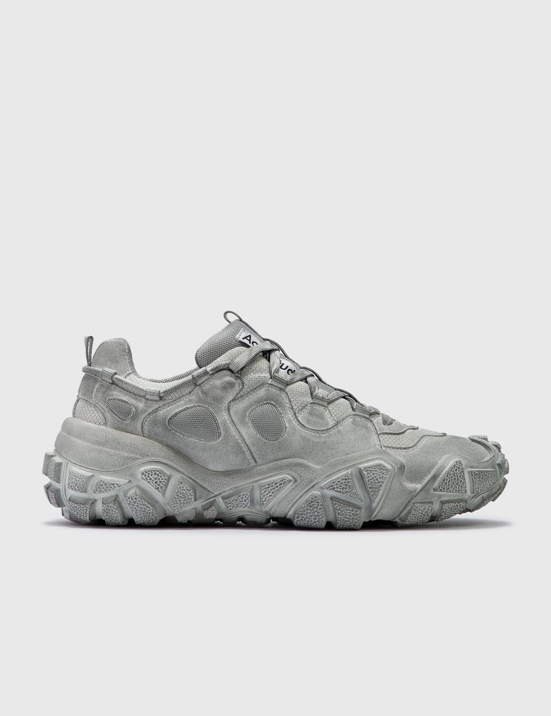 Acne Studios - Bolzter M Tumbled Sneakers | HBX - ハイプビースト