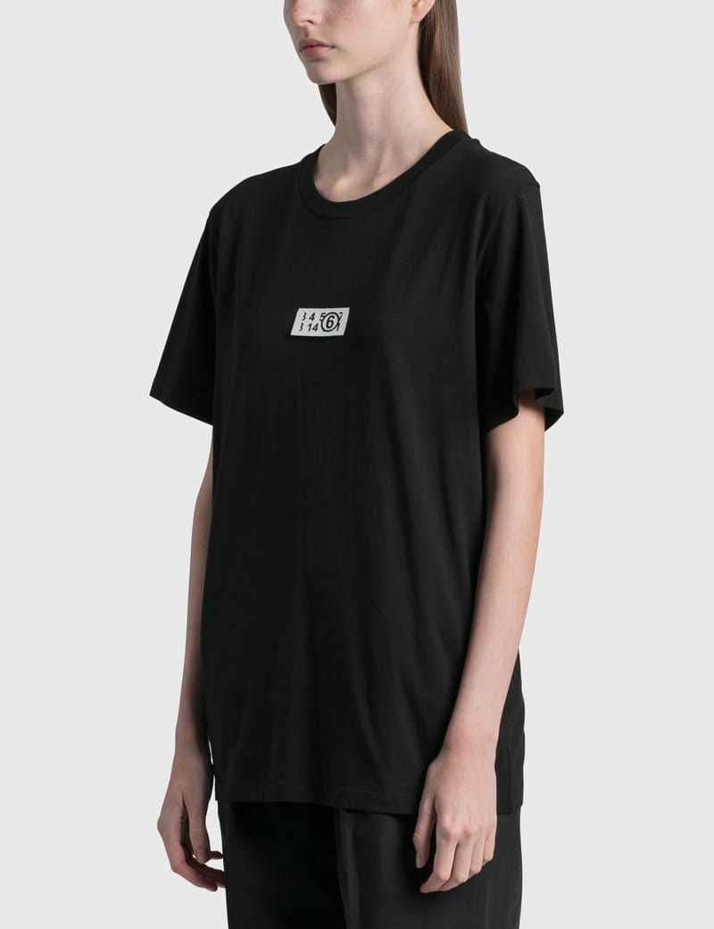 MM6 Maison Margiela - Logo Patch T-shirt | HBX - Globally MM6 Maison Margiela - Logo Patch T-shirt | HBX - Globally