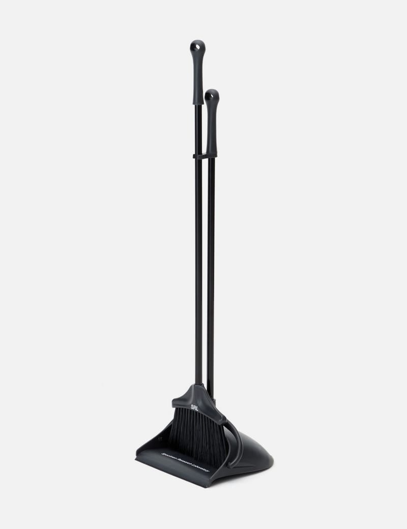 NEIGHBORHOOD - SRL . BROOM&DUSTPAN SET | HBX - Globally Curated 