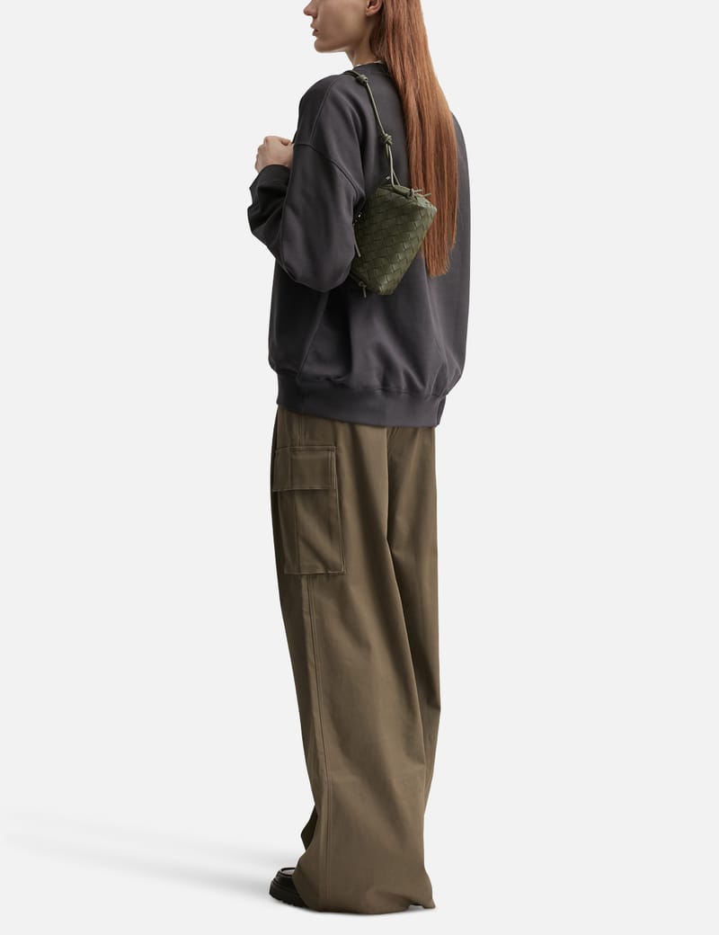 【na】パデッド テック カセット クラシック ブラック BOTTEGA VENETA（ボッテガ・ヴェネタ） ショルダーバッグ パデッド