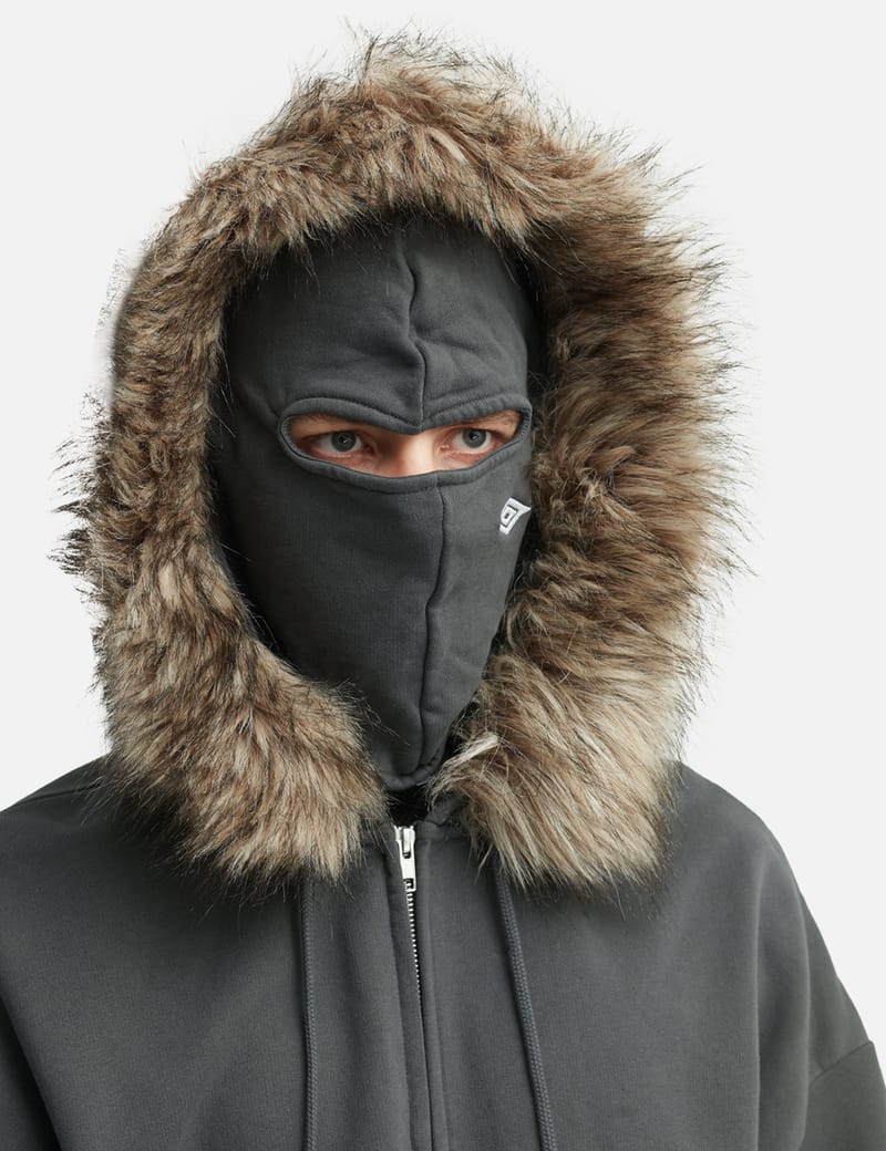 25AW【Fur Masked Hoodie】ファージップアップパーカー Umbro Umbro x Slam Jam Fur Masked Hoodie - Dark gray hoodie with