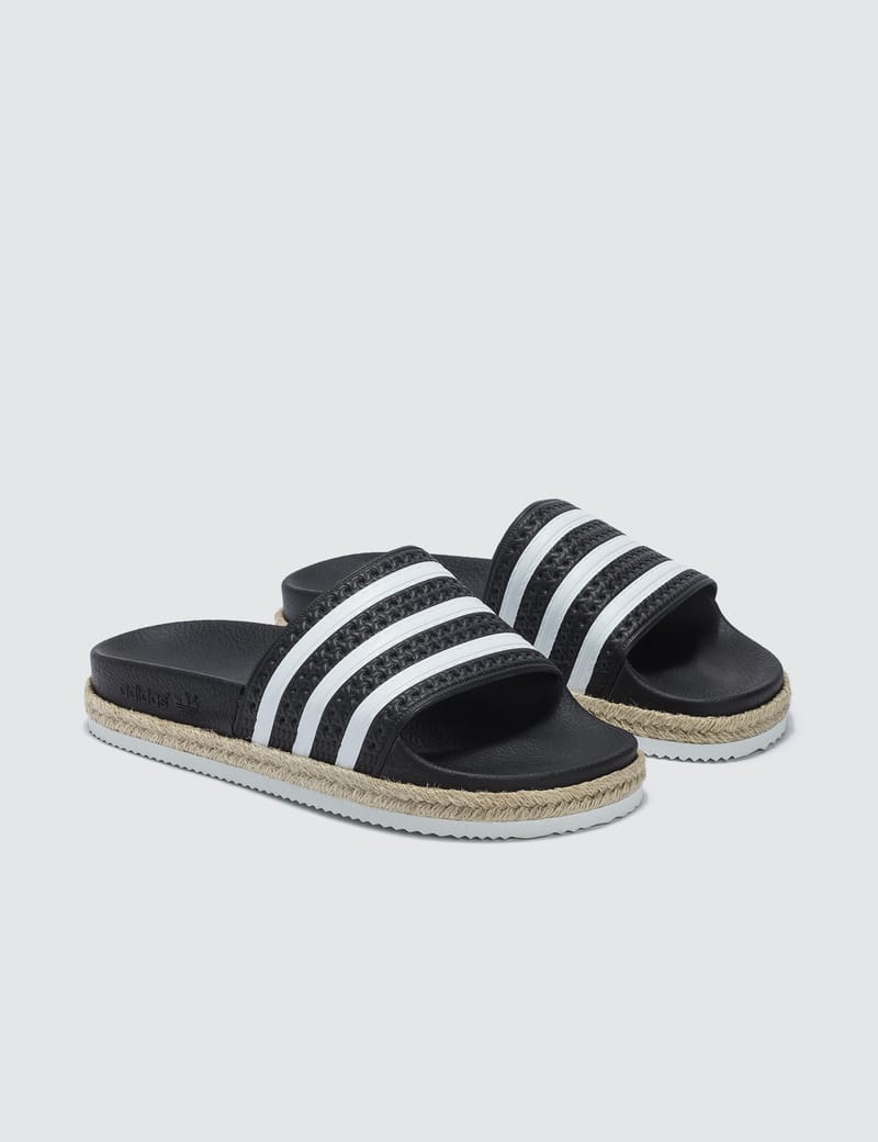 Adidas adilette new outlet bold w