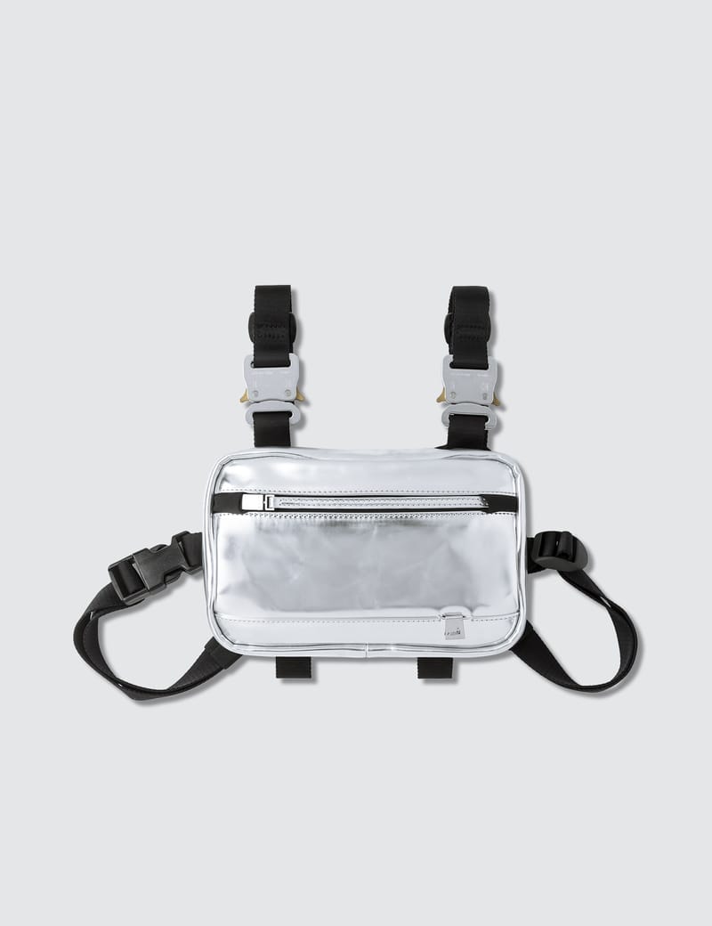 1017 ALYX 9SM Mini Chest Rig HBX Hypebeast