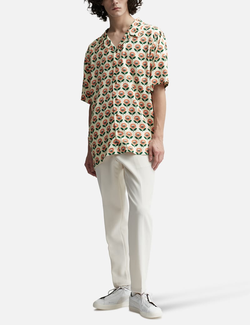 Bogey Boys ボタンアップシャツ M 日本未入荷 Bogey Boys FLOWER BUTTON-UP - Cream short-sleeve floral shirt with