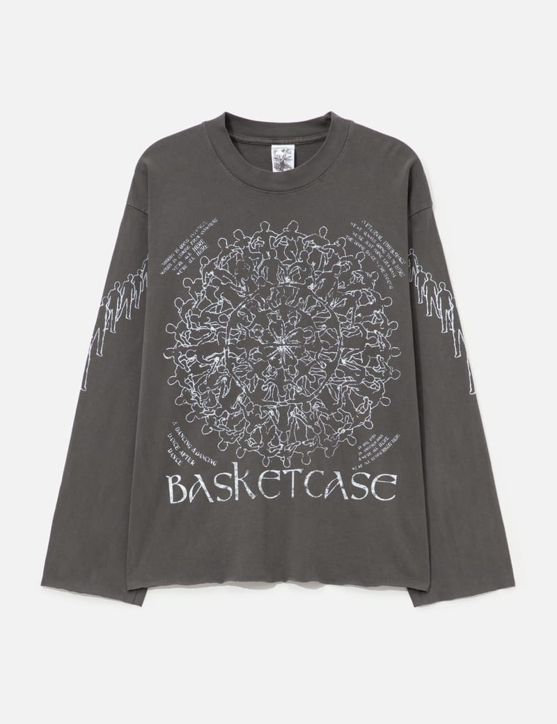 パリのコレットにて展開中のsacai x fragment designの限定コラボ