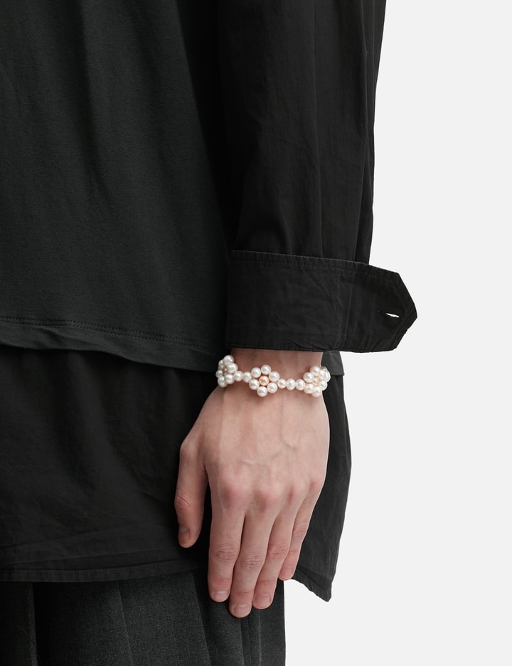 HATTON LABS - DAISY PEARL BRACELET | HBX - HYPEBEAST 為您搜羅全球潮流時尚品牌